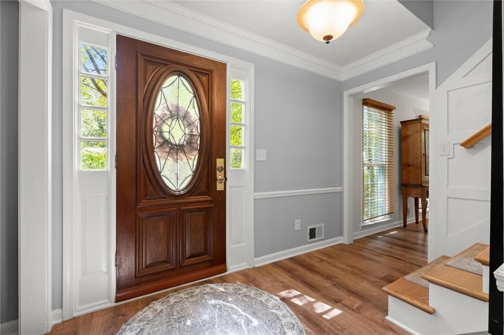 5 bedroom, 4 bathroom, 2,884 sq ft single family residence for sale at 4977 Kings Wood Drive, Roswell, GA 30075 — photo 3