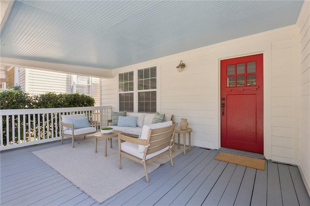 4 bedroom, 3 bathroom, 2,300 sq ft single family residence for sale at 973 Longley Avenue, Atlanta, GA 30318 — photo 2
