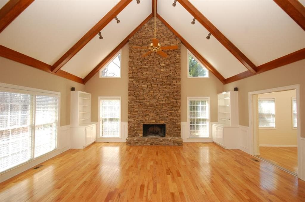 4 bedroom, 5 bathroom, 3,358 sq ft single family residence for rent at 105 View Hill Court, Sandy Springs, GA 30350 for $4,500 a month — photo 2