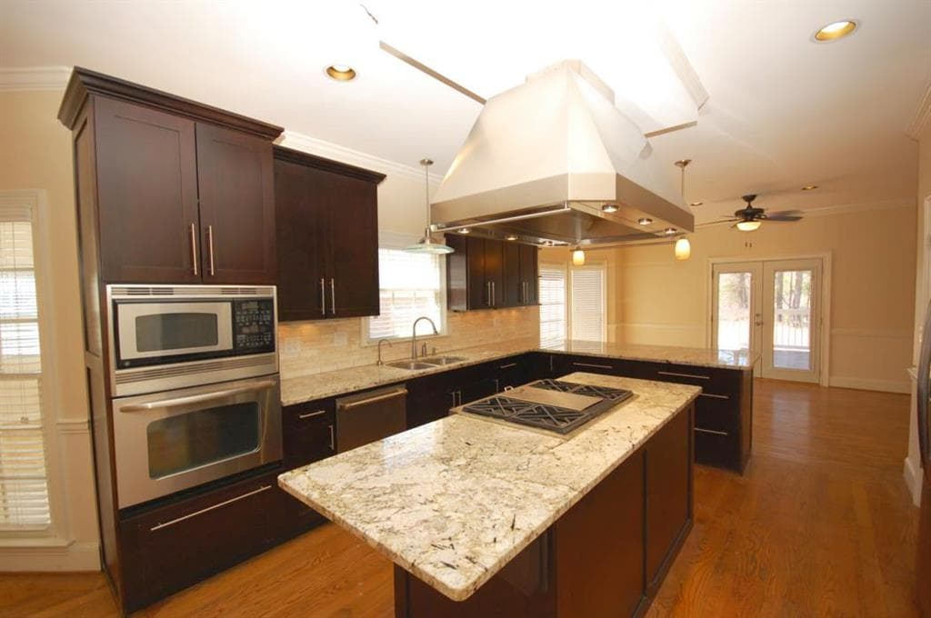 4 bedroom, 5 bathroom, 3,358 sq ft single family residence for rent at 105 View Hill Court, Sandy Springs, GA 30350 for $4,500 a month — photo 5