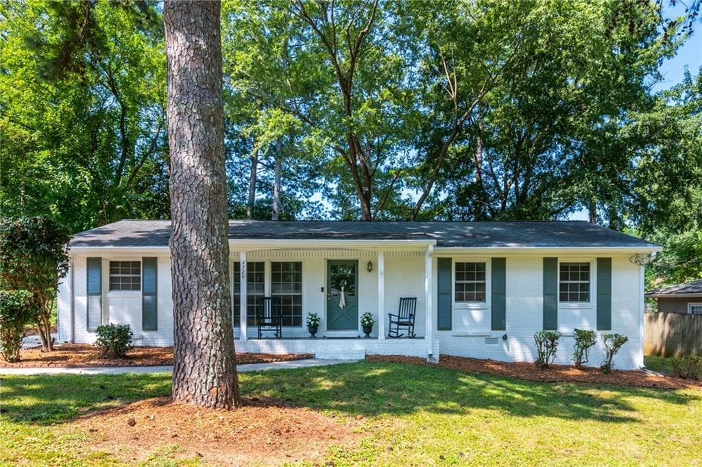 3 bedroom, 2 bathroom, 1,350 sq ft single family residence for sale at 2720 Carolyn Drive, Smyrna, GA 30080