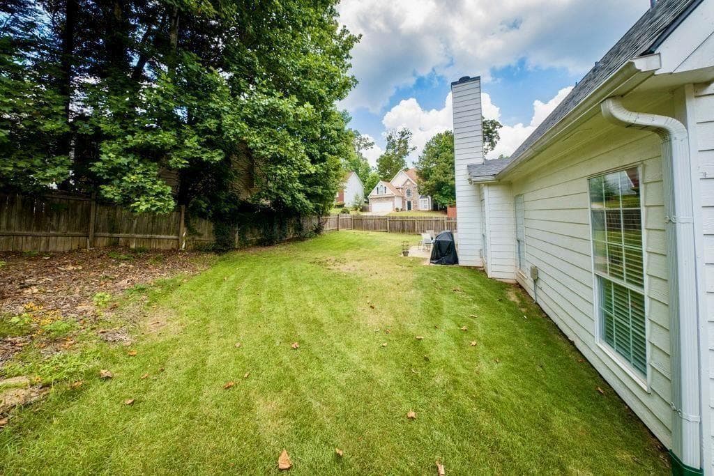 4 bedroom, 3 bathroom, 1,810 sq ft single family residence for sale at 225 Shadetree Lane, Lawrenceville, GA 30044 — photo 8