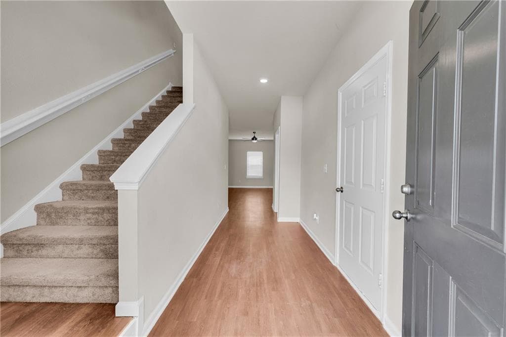 4 bedroom, 3 bathroom, 1,987 sq ft single family residence for sale at 872 Walnut Creek Circle, Pendergrass, GA 30567 — photo 2