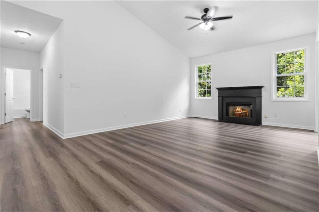 4 bedroom, 3 bathroom, 2,560 sq ft single family residence for sale at 1970 Ridgestone Run, Marietta, GA 30008 — photo 8
