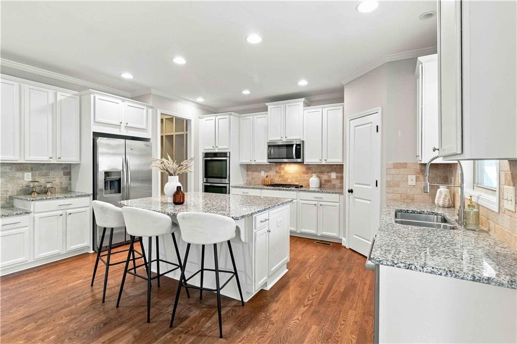 5 bedroom, 5 bathroom, 3,697 sq ft single family residence for sale at 108 Mountain View Road, Marietta, GA 30064 — photo 4