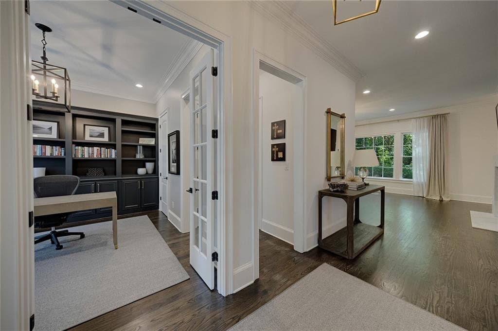 6 bedroom, 5 bathroom, 5,164 sq ft single family residence under contract at 4365 Lake Forrest Drive, Atlanta, GA 30342 — photo 5