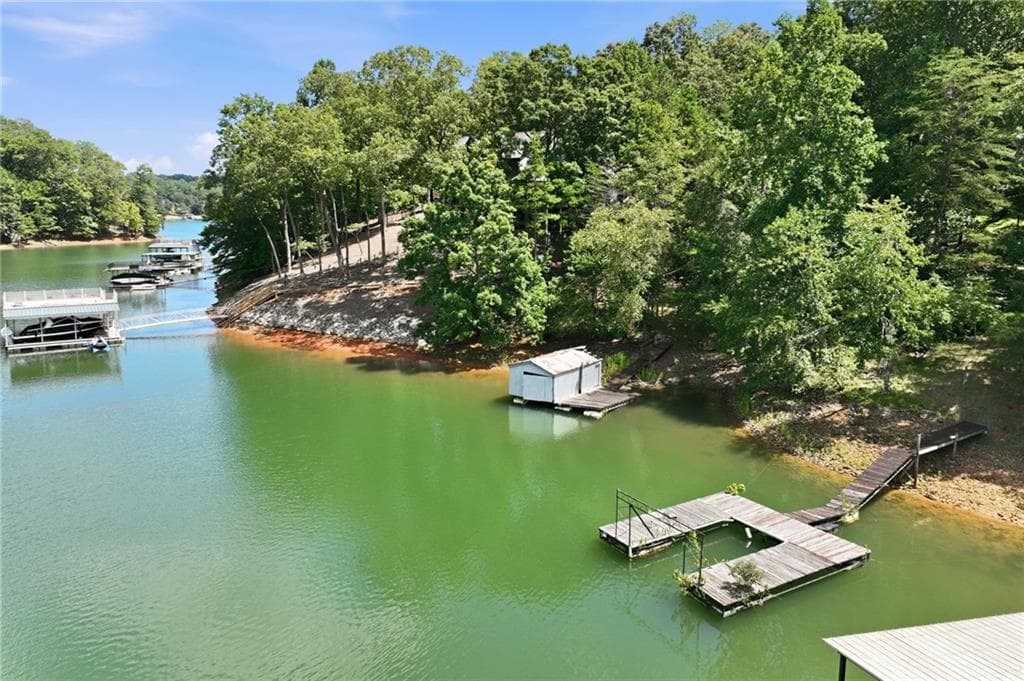 single family residence for sale at 6495 Julian Road, Gainesville, GA 30506 — photo 8
