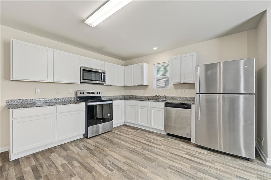 3 bedroom, 3 bathroom, 1,660 sq ft single family residence under contract at 418 Jada Lane, Villa Rica, GA 30180 — photo 5