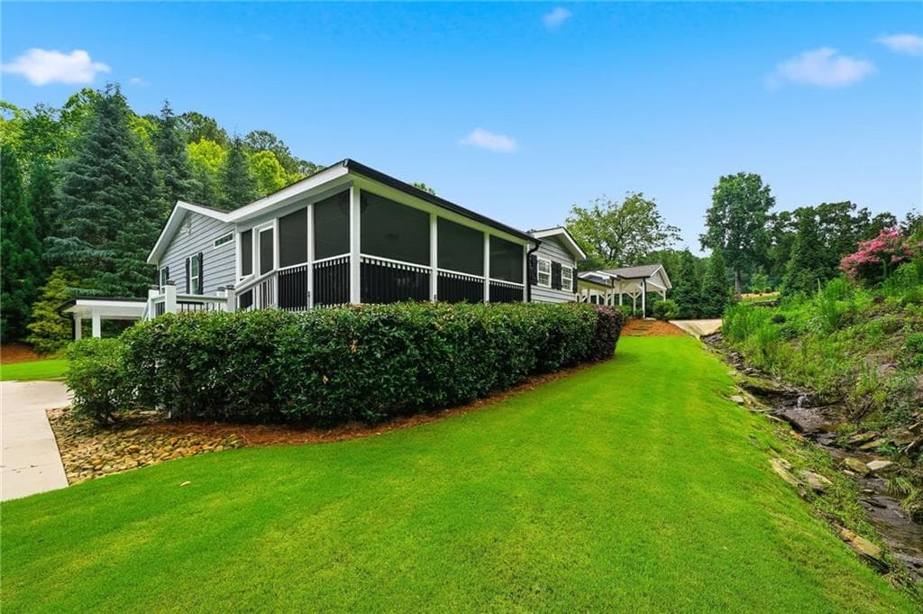4 bedroom, 3 bathroom, 2,049 sq ft single family residence for sale at 364 Holly Street, Canton, GA 30114 — photo 6