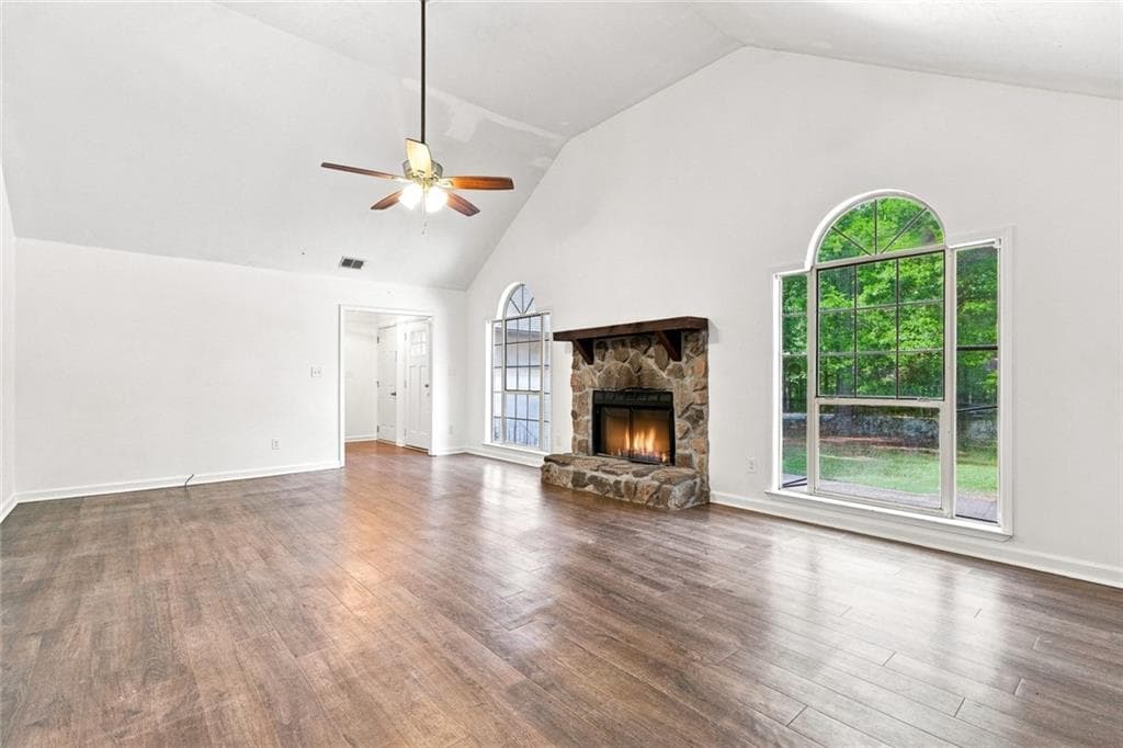3 bedroom, 2 bathroom, 1,648 sq ft single family residence for sale at 160 Pittypat Place, Mcdonough, GA 30253 — photo 3