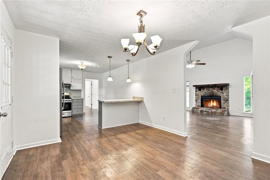 3 bedroom, 2 bathroom, 1,648 sq ft single family residence for sale at 160 Pittypat Place, Mcdonough, GA 30253 — photo 7