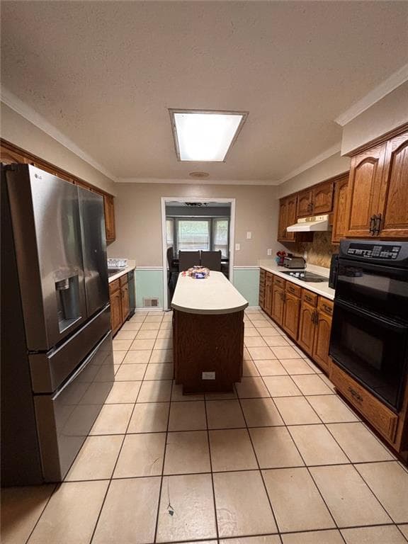 3 bedroom, 2 bathroom, 1,964 sq ft single family residence for sale at 10992 Twelve Oaks Court, Hampton, GA 30228 — photo 2