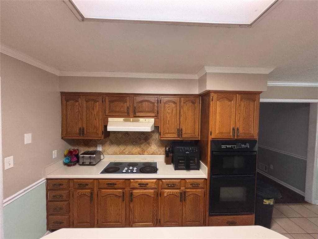 3 bedroom, 2 bathroom, 1,964 sq ft single family residence for sale at 10992 Twelve Oaks Court, Hampton, GA 30228 — photo 3