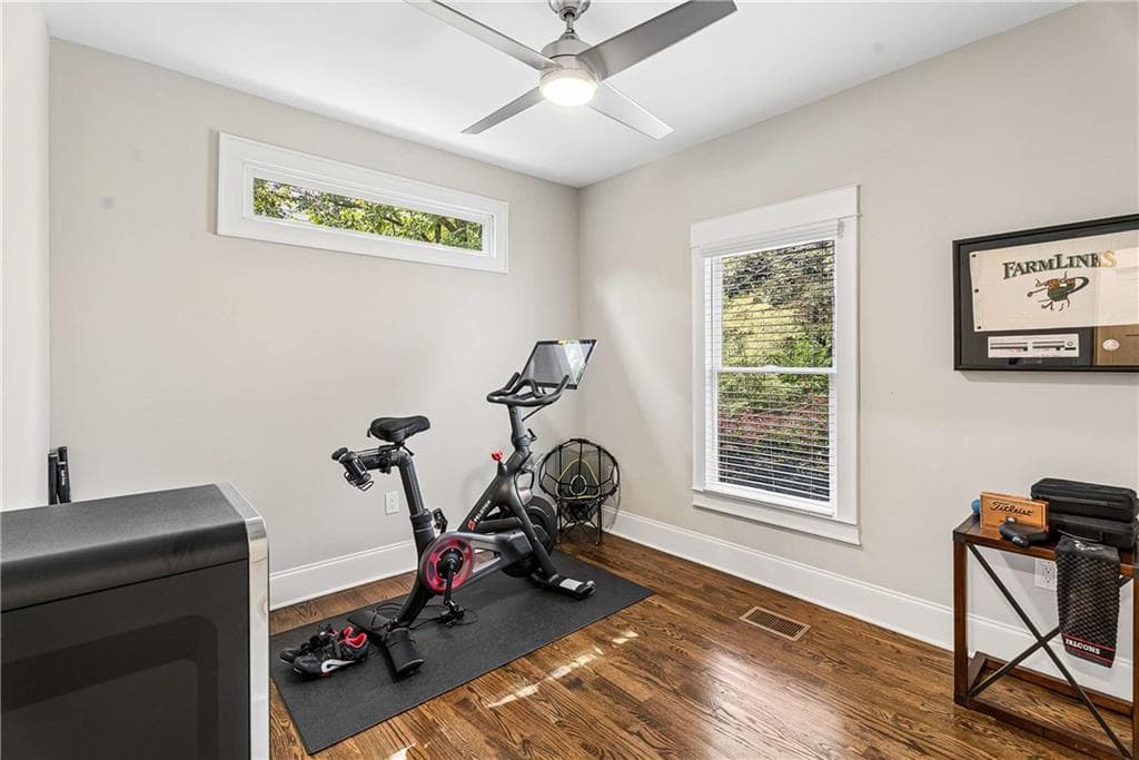 5 bedroom, 5 bathroom, 3,782 sq ft single family residence under contract at 3544 Rockhaven Circle, Atlanta, GA 30324 — photo 8