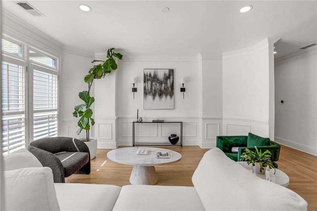 4 bedroom, 5 bathroom, 6,084 sq ft single family residence under contract at 6815 Sunbriar Drive, Cumming, GA 30040 — photo 6