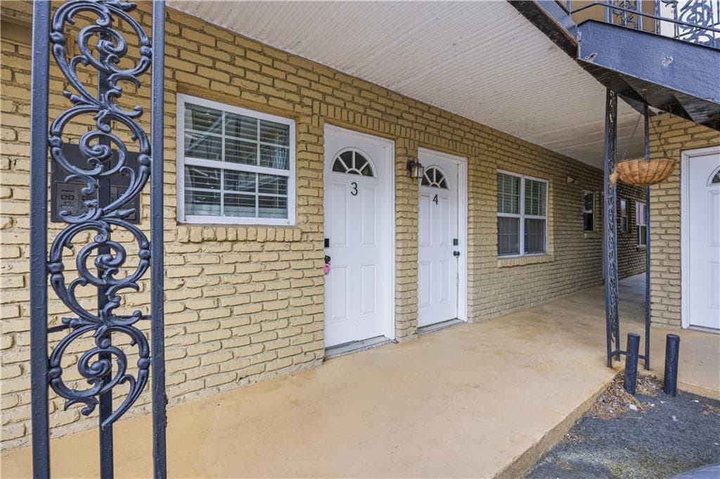 1 bedroom, 1 bathroom, 556 sq ft apartment for rent at 21 Delmont Drive NE 7, Atlanta, GA 30305 for $1,300 a month — photo 3