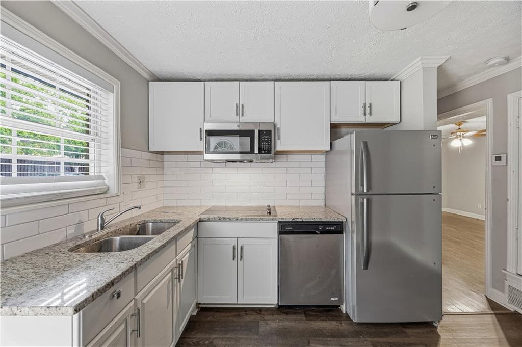 1 bedroom, 1 bathroom, 556 sq ft apartment for rent at 21 Delmont Drive NE 7, Atlanta, GA 30305 for $1,300 a month — photo 7