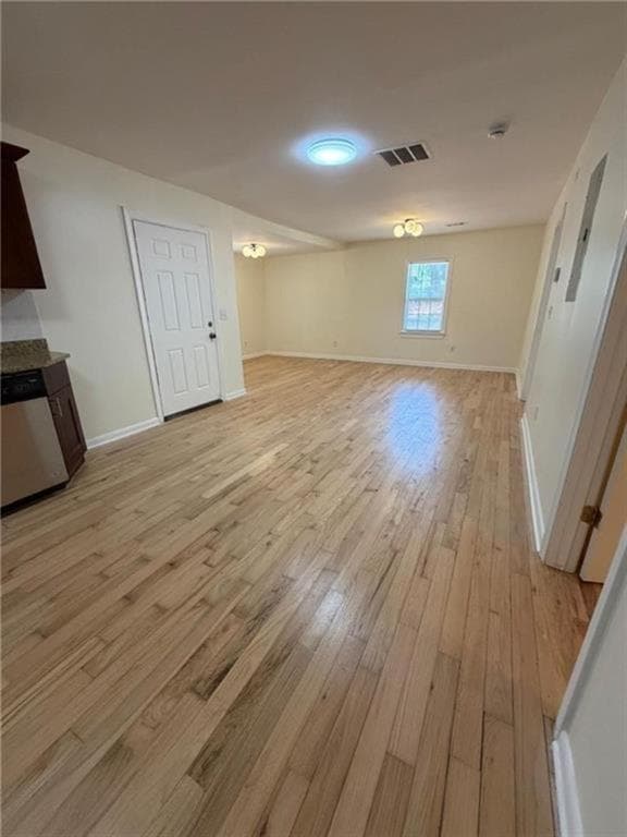 2 bedroom, 2 bathroom, 780 sq ft single family residence for rent at 637 Parkdale, Scottdale, GA 30079 for $1,650 a month — photo 5