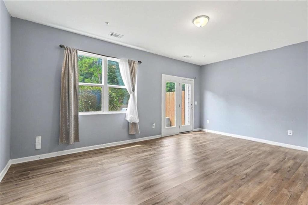 2 bedroom, 3 bathroom, 1,448 sq ft townhouse for sale at 11900 Fuller Street, Hampton, GA 30228 — photo 5