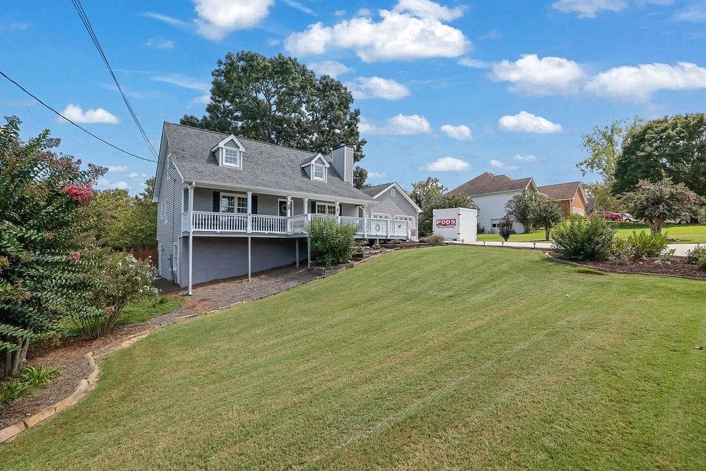 3 bedroom, 3 bathroom, 2,270 sq ft single family residence for sale at 1480 Pinyon Place, Lawrenceville, GA 30043 — photo 7