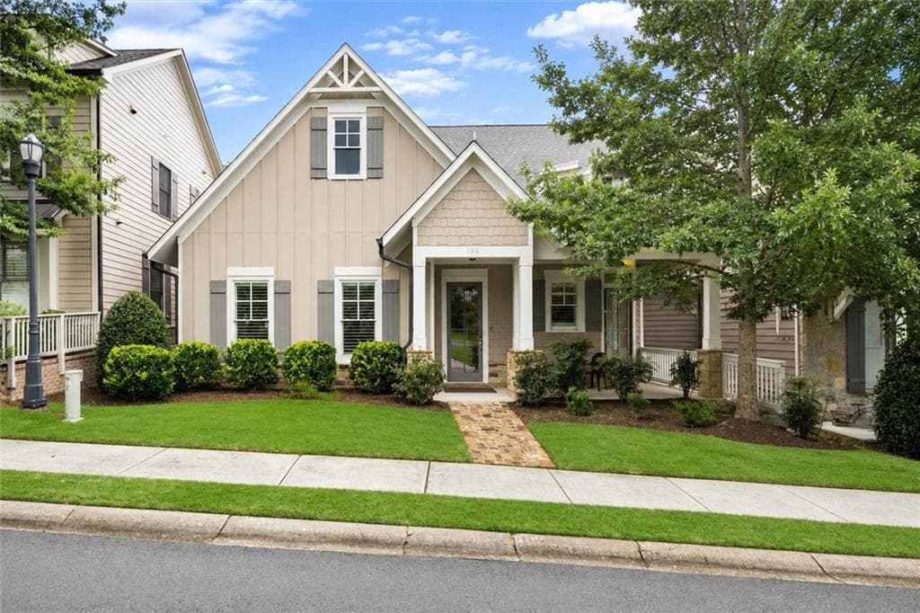 3 bedroom, 3 bathroom, 2,474 sq ft single family residence under contract at 194 Red Buckeye Avenue, Marietta, GA 30060