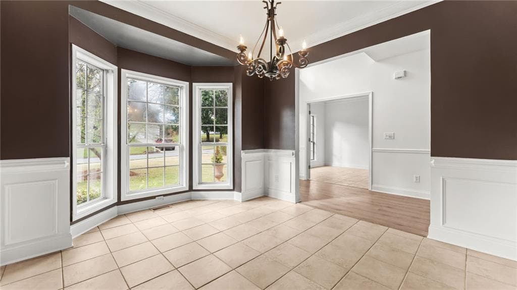 4 bedroom, 4 bathroom, 3,072 sq ft single family residence for sale at 5665 Kennemore Drive, Alpharetta, GA 30004 — photo 7