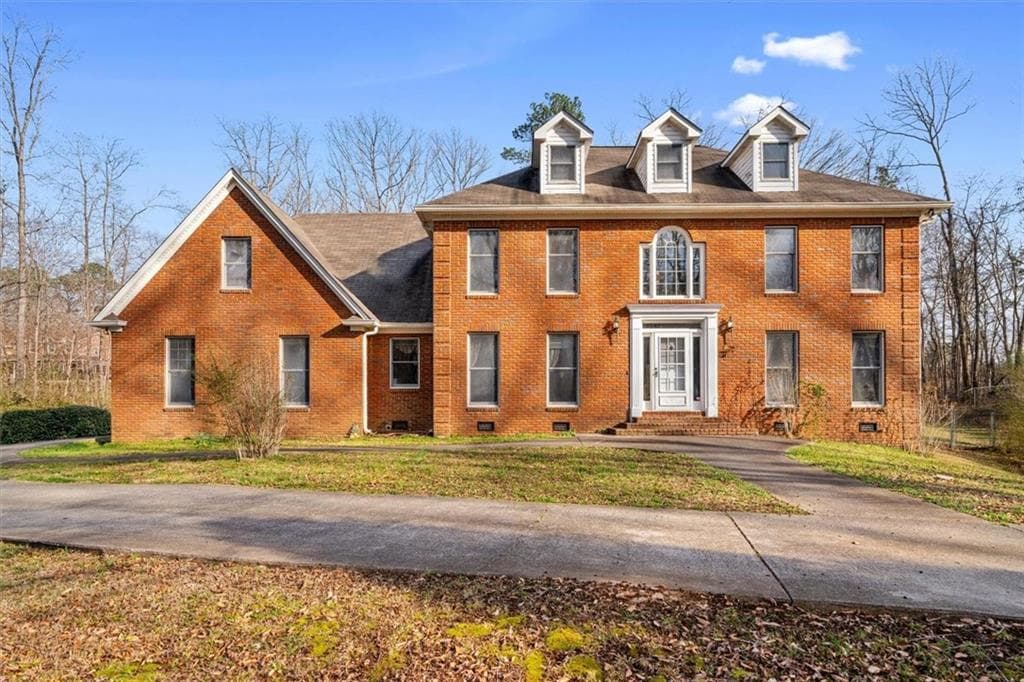 3 bedroom, 3 bathroom, 3,490 sq ft single family residence for sale at 1444 Thrasher Hills, Dalton, GA 30721