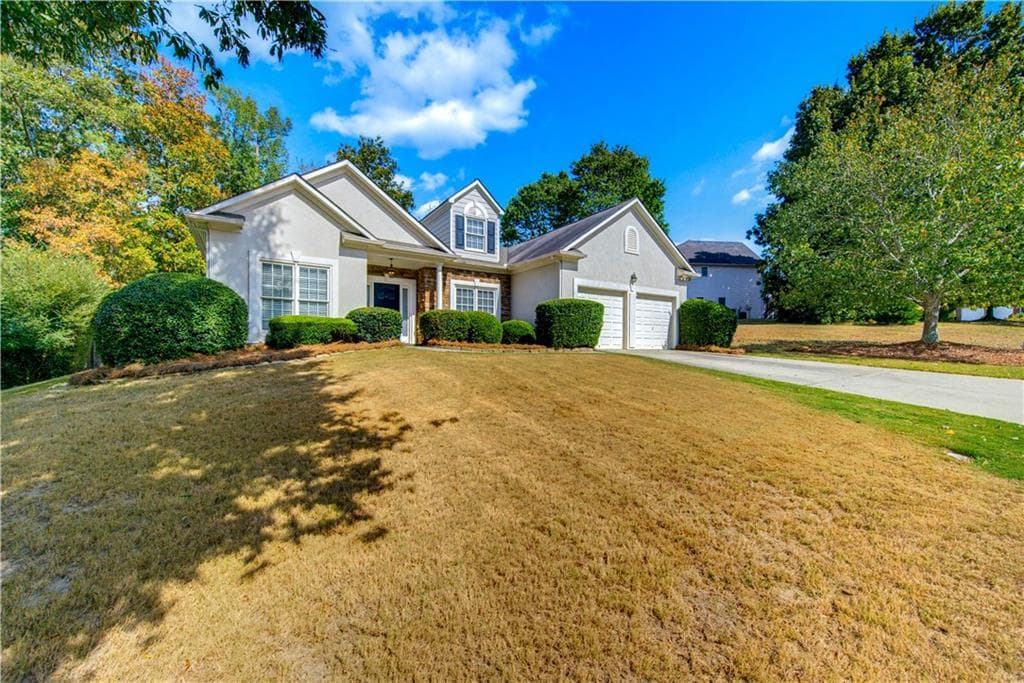 3 bedroom, 3 bathroom, 2,403 sq ft single family residence under contract at 1752 Brackin Court, Grayson, GA 30017 — photo 4