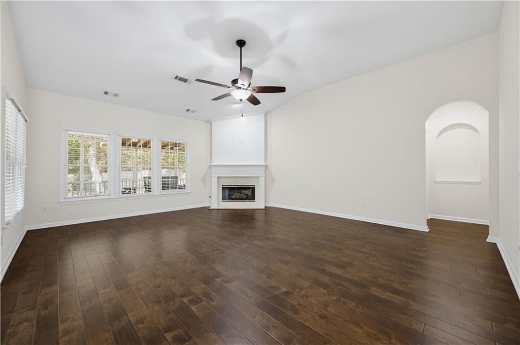 3 bedroom, 3 bathroom, 2,403 sq ft single family residence under contract at 1752 Brackin Court, Grayson, GA 30017 — photo 10