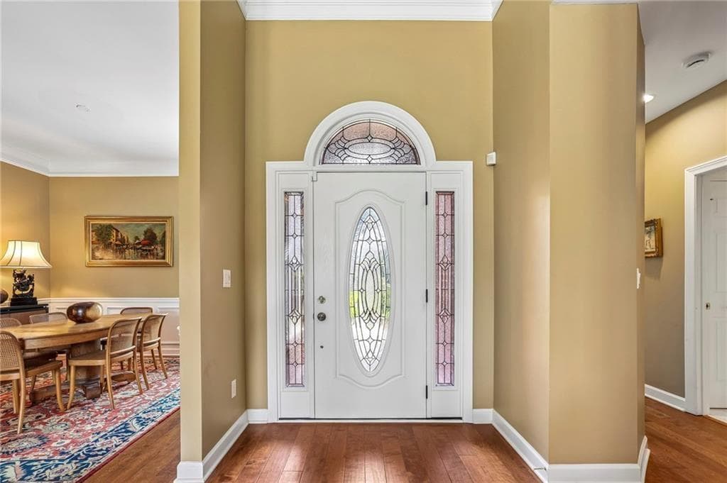 3 bedroom, 2 bathroom, 2,286 sq ft single family residence for sale at 580 Arbor North Way, Alpharetta, GA 30004 — photo 3