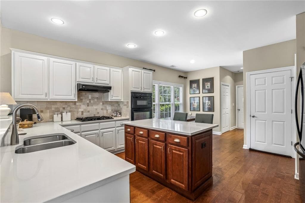 3 bedroom, 2 bathroom, 2,286 sq ft single family residence for sale at 580 Arbor North Way, Alpharetta, GA 30004 — photo 10