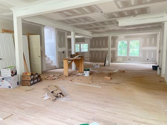 5 bedroom, 5 bathroom, 3,500 sq ft single family residence for sale at 155 Watson Circle, Atlanta, GA 30317 — photo 2