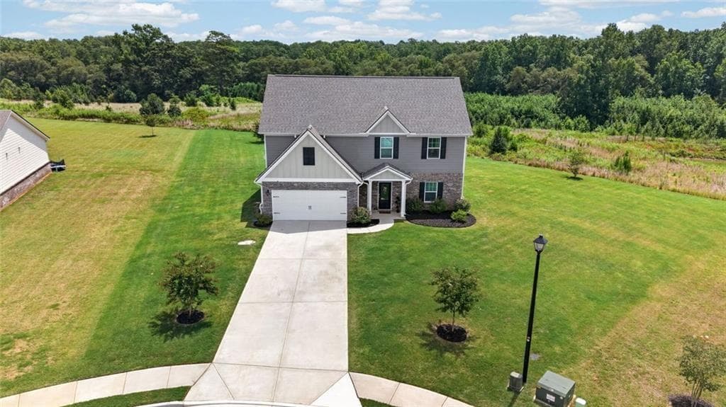 5 bedroom, 3 bathroom, 2,617 sq ft single family residence for sale at 1356 Deutz Drive, Locust Grove, GA 30248 — photo 3