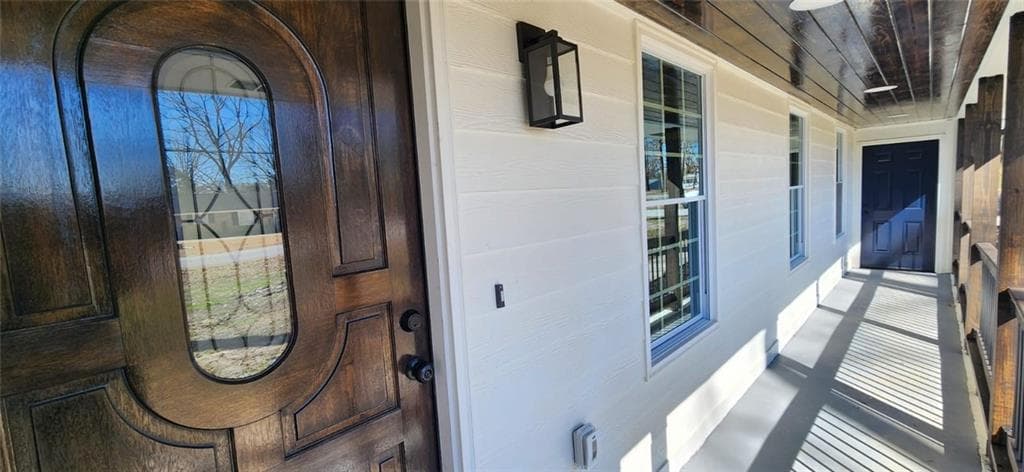 4 bedroom, 2 bathroom, 2,297 sq ft single family residence for rent at 1390 White Oak St SE, Conyers, GA 30013 for $2,450 a month — photo 3