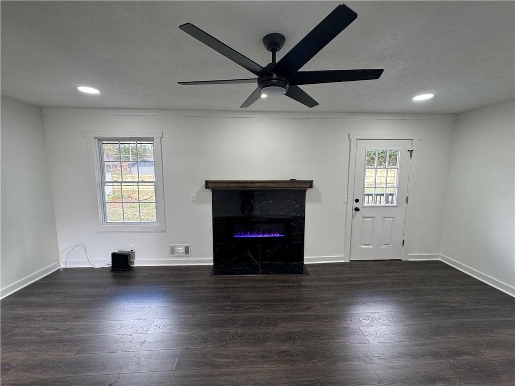 4 bedroom, 2 bathroom, 2,297 sq ft single family residence for rent at 1390 White Oak St SE, Conyers, GA 30013 for $2,450 a month — photo 6