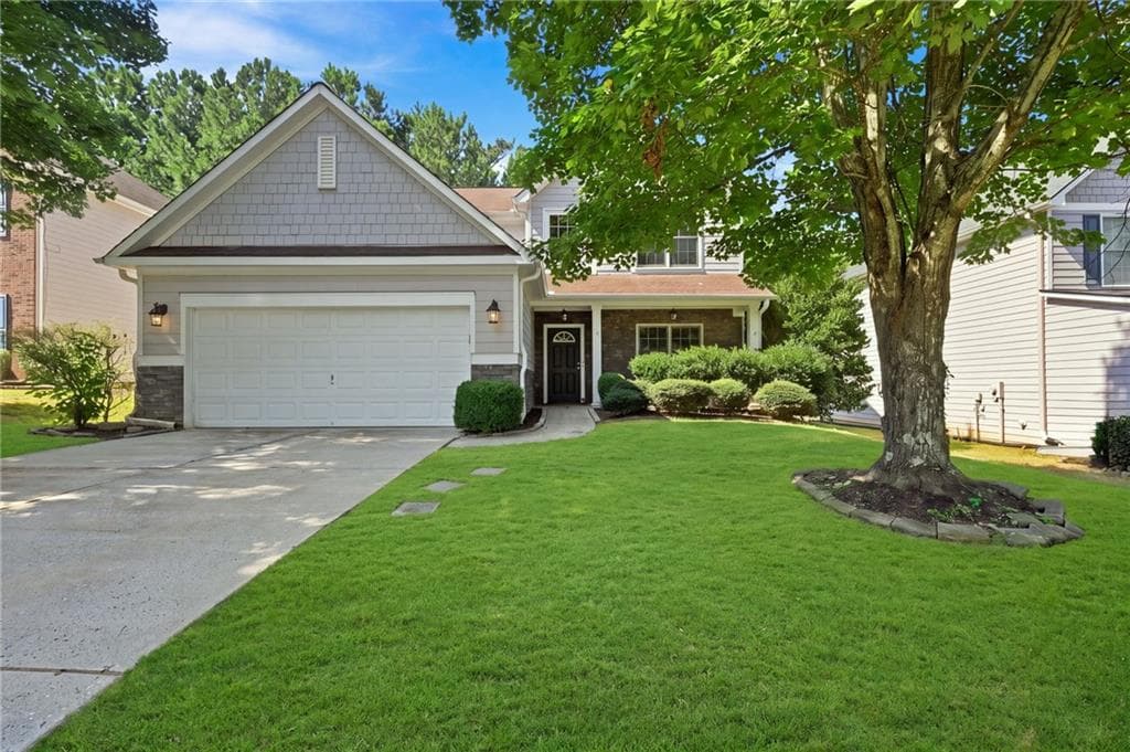 3 bedroom, 3 bathroom, 1,964 sq ft single family residence for sale at 3433 Palm Circle, Kennesaw, GA 30144