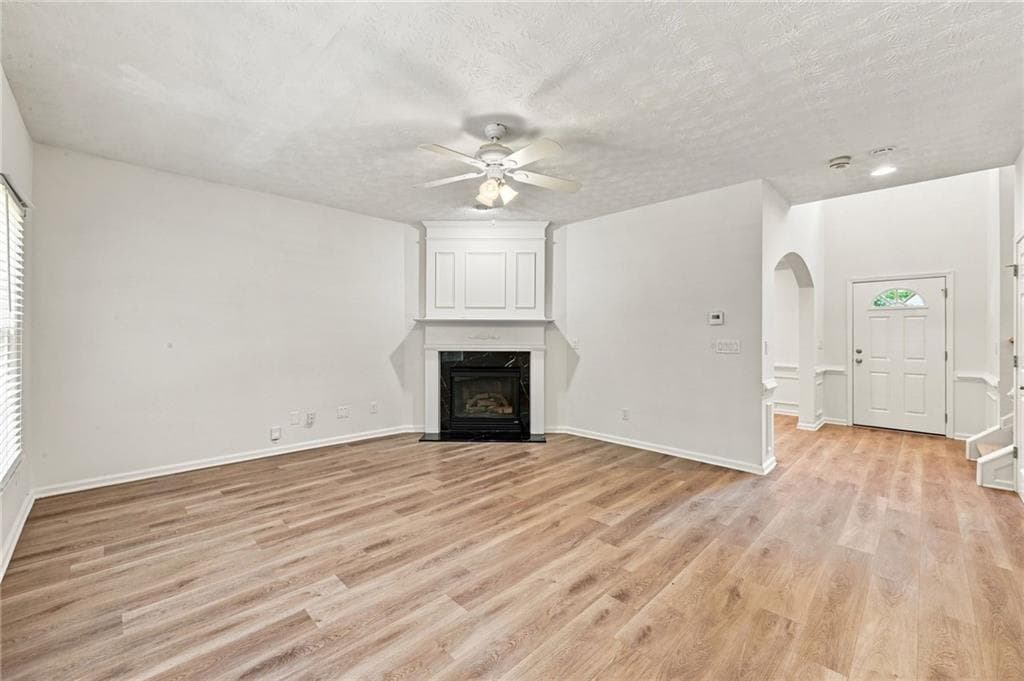 3 bedroom, 3 bathroom, 1,964 sq ft single family residence for sale at 3433 Palm Circle, Kennesaw, GA 30144 — photo 8