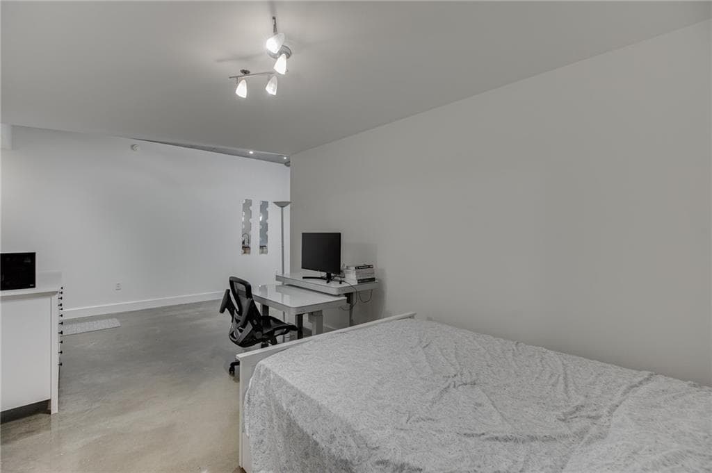 1 bedroom, 1 bathroom, 1,025 sq ft condominium for sale at 845 Spring Street 127, Atlanta, GA 30308 — photo 5