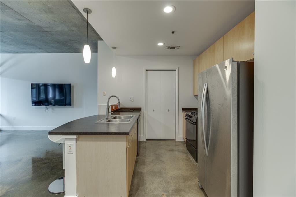 1 bedroom, 1 bathroom, 1,025 sq ft condominium for sale at 845 Spring Street 127, Atlanta, GA 30308 — photo 7