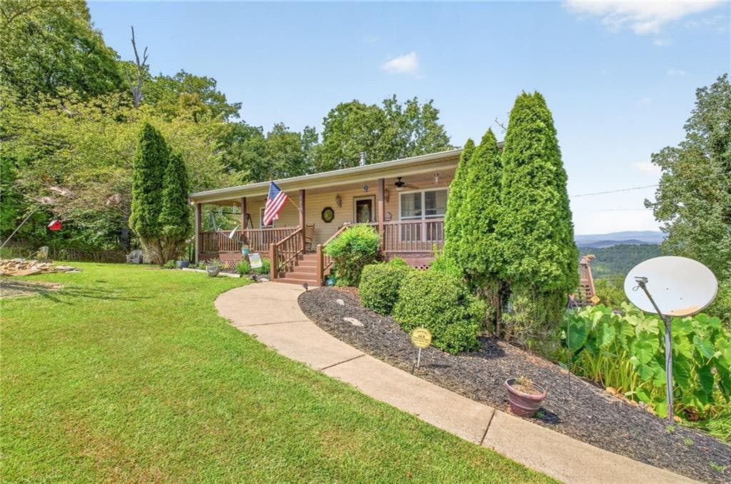 2 bedroom, 3 bathroom, 1,200 sq ft single family residence under contract at 982 Raccoon Ridge, Ranger, GA 30734 — photo 6