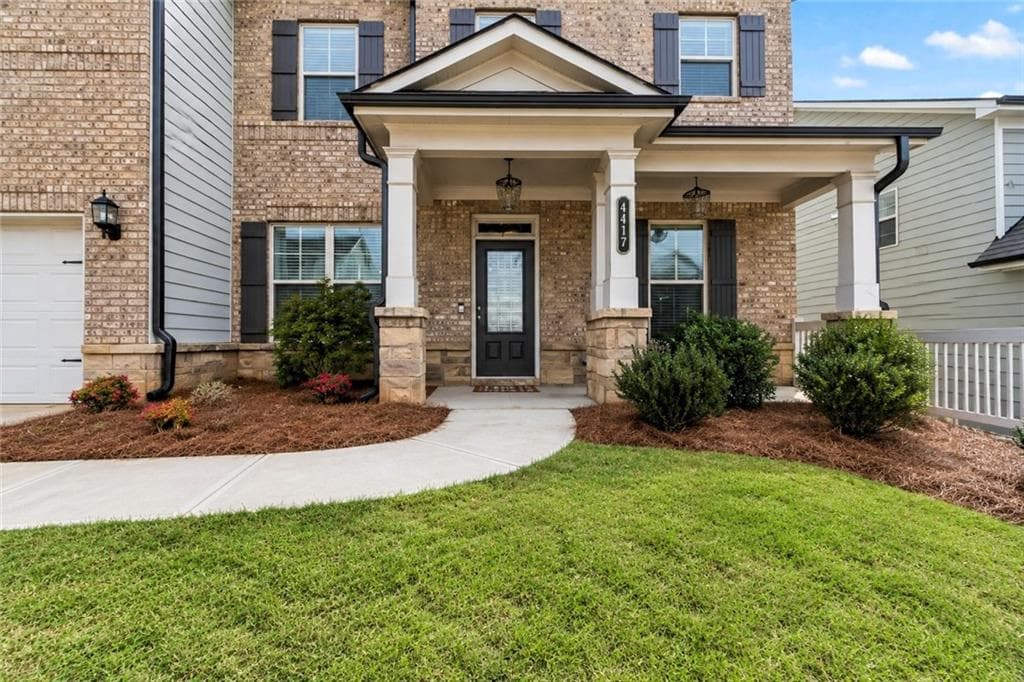 4 bedroom, 3 bathroom, 3,236 sq ft single family residence for sale at 4417 Chestnut Oak Way, Gainesville, GA 30504 — photo 3