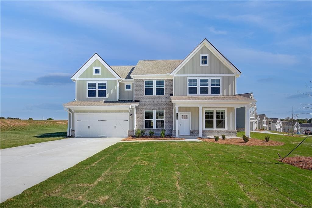 5 bedroom, 4 bathroom, 3,472 sq ft single family residence for sale at 616 Sidney Court, Stockbridge, GA 30281