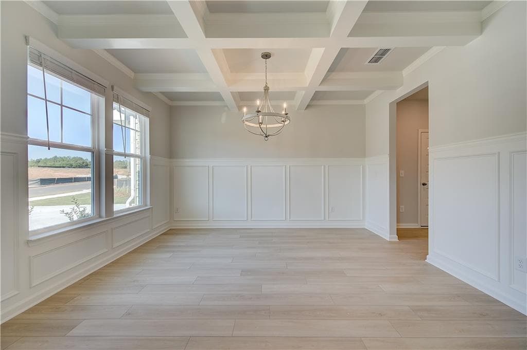 5 bedroom, 4 bathroom, 3,472 sq ft single family residence for sale at 616 Sidney Court, Stockbridge, GA 30281 — photo 5