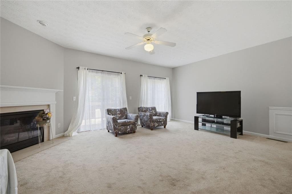 3 bedroom, 4 bathroom, 2,310 sq ft townhouse for sale at 3518 Lantern View Lane, Scottdale, GA 30079 — photo 6