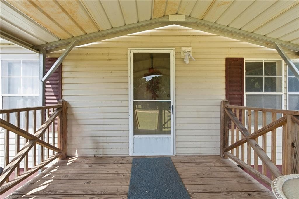 2 bedroom, 2 bathroom, 960 sq ft single family residence for sale at 3350 Waggoners Grove Church Road, Colbert, GA 30628 — photo 3