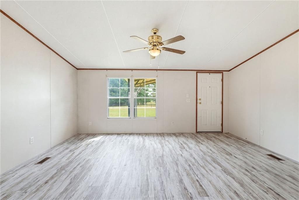 2 bedroom, 2 bathroom, 960 sq ft single family residence for sale at 3350 Waggoners Grove Church Road, Colbert, GA 30628 — photo 5