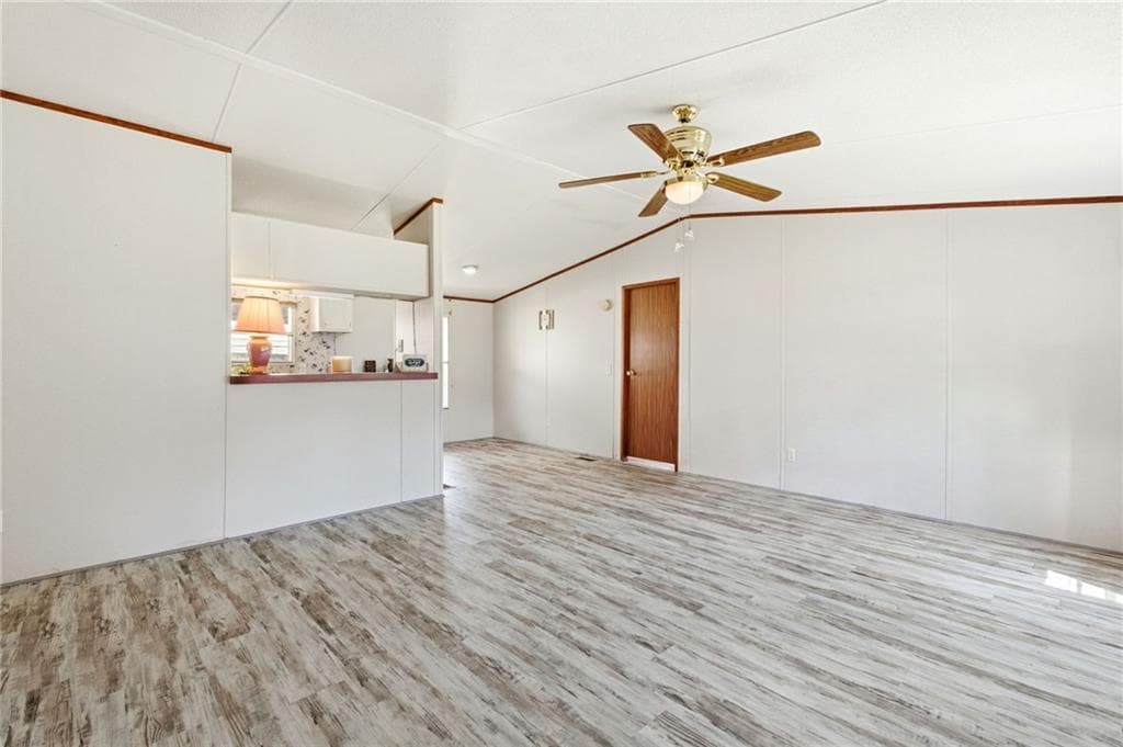 2 bedroom, 2 bathroom, 960 sq ft single family residence for sale at 3350 Waggoners Grove Church Road, Colbert, GA 30628 — photo 6