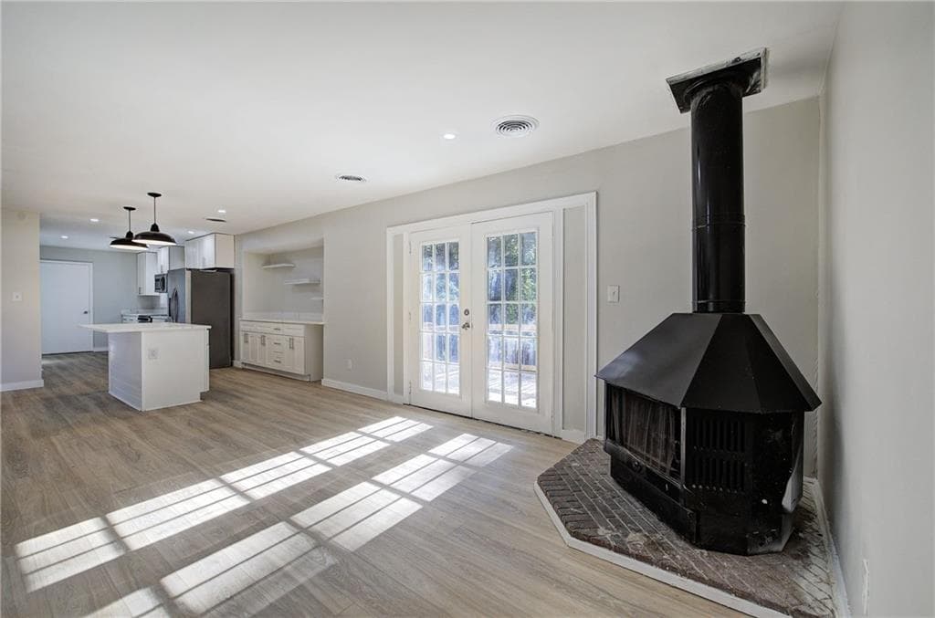 4 bedroom, 3 bathroom, 2,624 sq ft single family residence for sale at 102 Summit Drive, Griffin, GA 30224 — photo 3