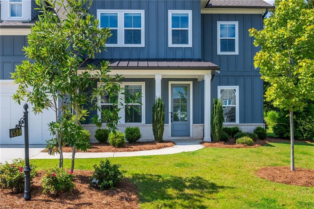 5 bedroom, 4 bathroom, 4,045 sq ft single family residence under contract at 4508 Encore Park Lane, Duluth, GA 30097 — photo 2