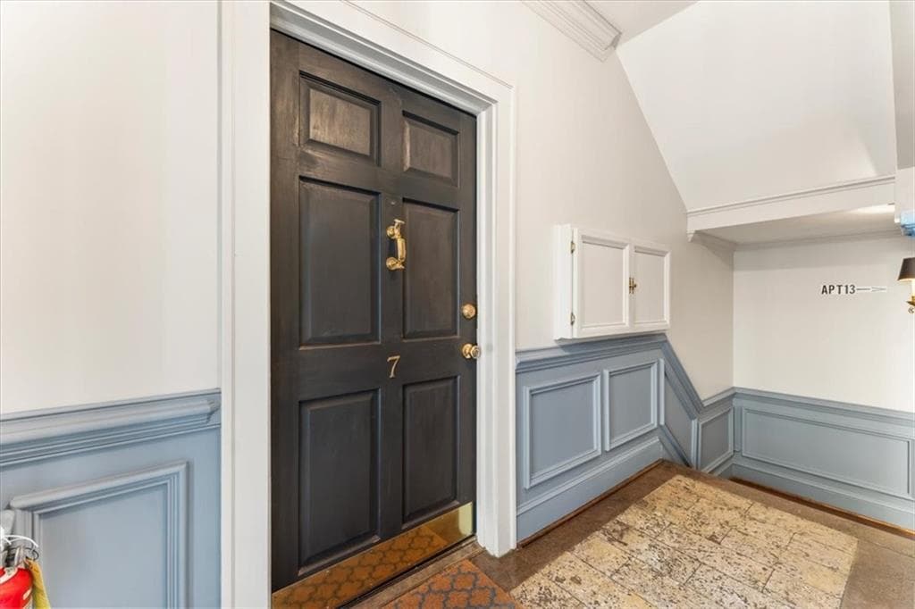 1 bedroom, 1 bathroom, 756 sq ft condominium under contract at 28 Collier Road 7, Atlanta, GA 30309 — photo 5